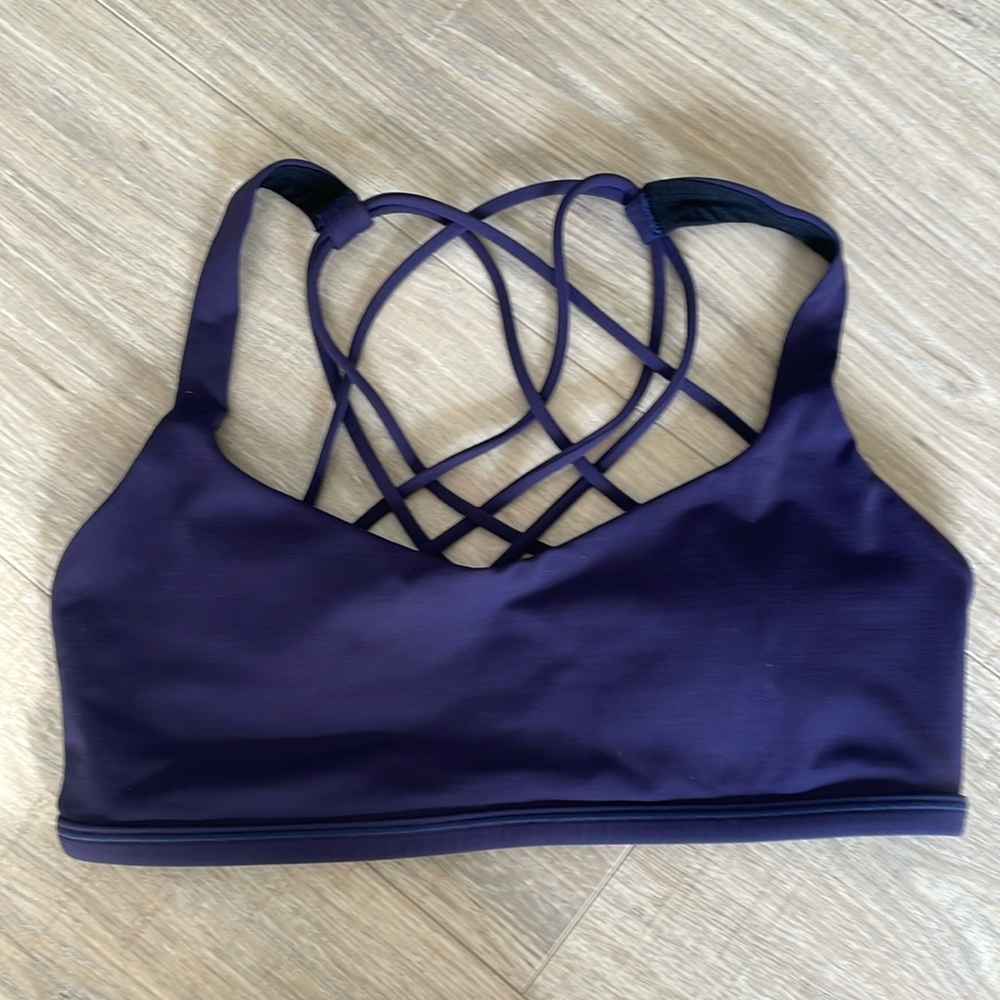 Lululemon free to be wild bra